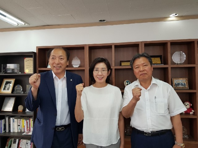 [포맷변환]나경원대표와_간담회-1.jpg